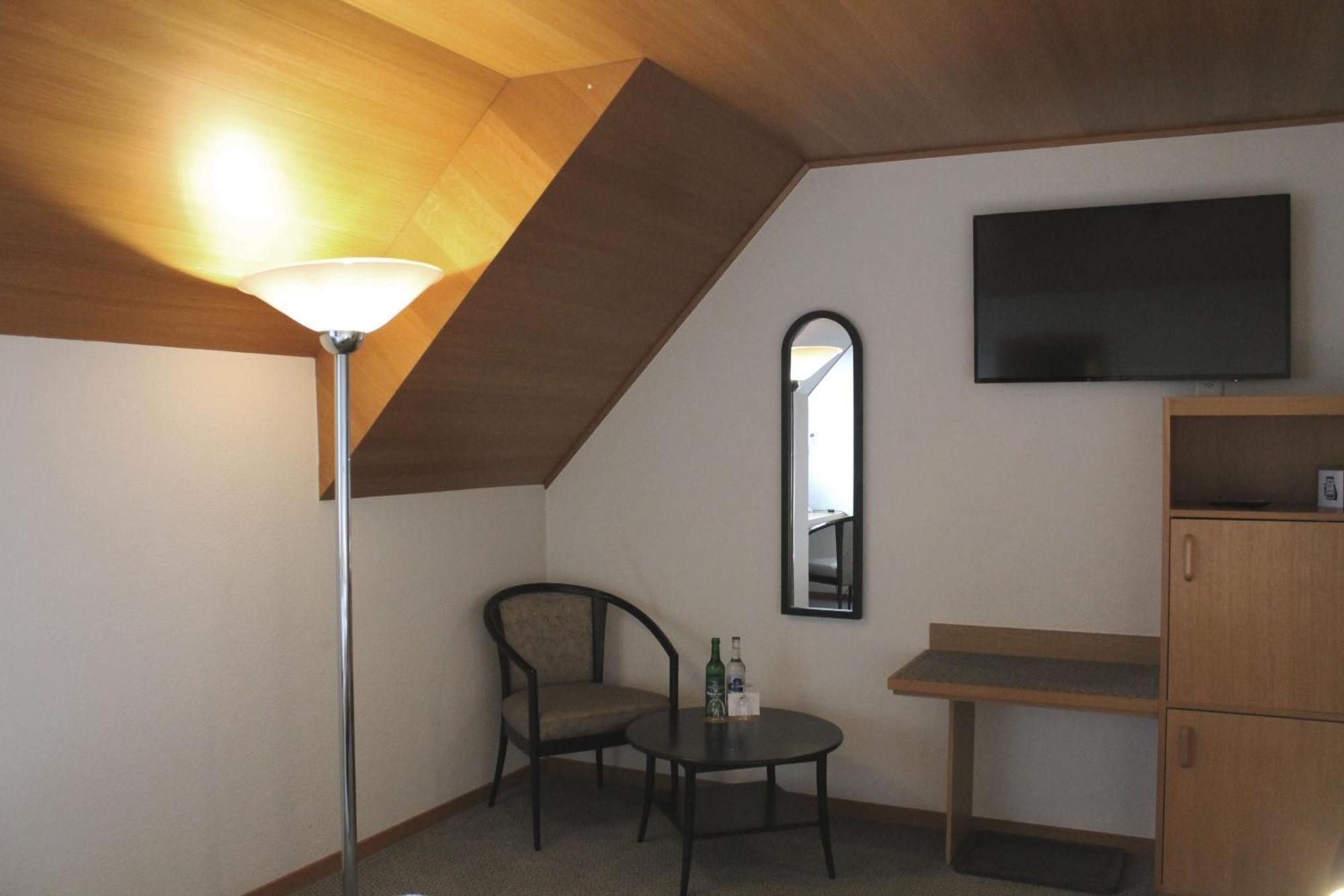 Hotel Restaurant Krone Aarberg Kültér fotó