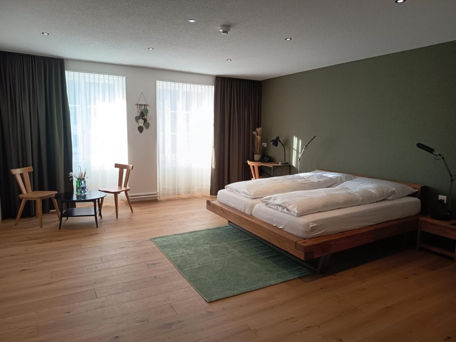 Hotel Restaurant Krone Aarberg Kültér fotó