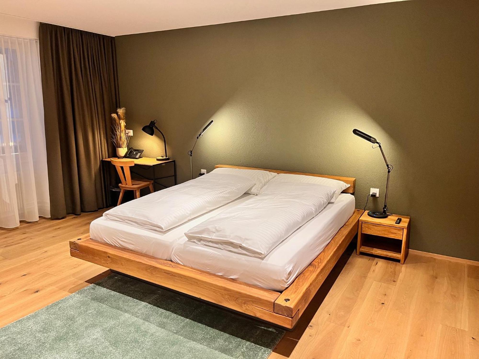 Hotel Restaurant Krone Aarberg Kültér fotó